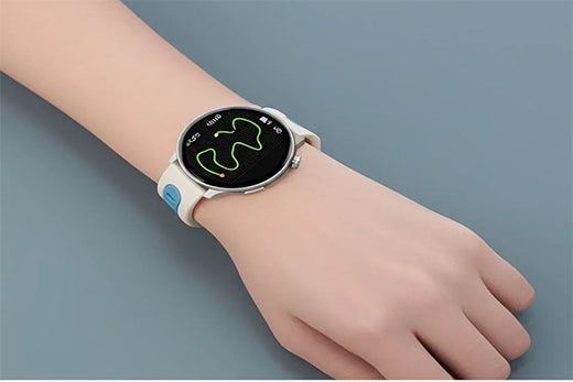 Wearing mingdaln s666 smartwatch on wrist